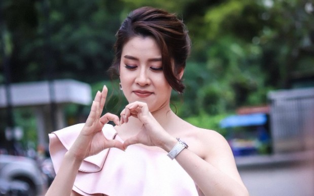 【cheerny】毫无偶像包袱的林星星8215_哔哩哔哩 (゜-゜)つロ