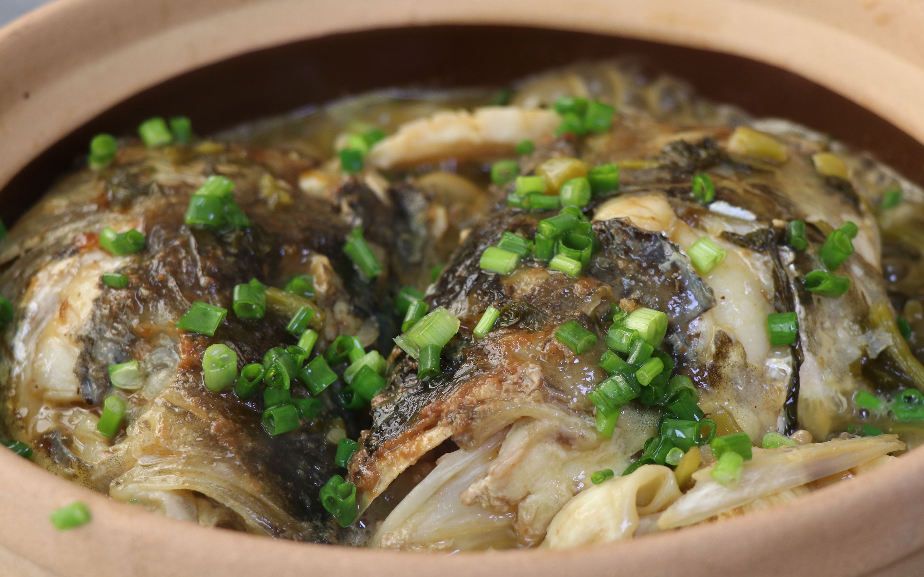 芋头鱼头煲，潮汕特色家常菜，简单易做又下饭 - 哔哩哔哩