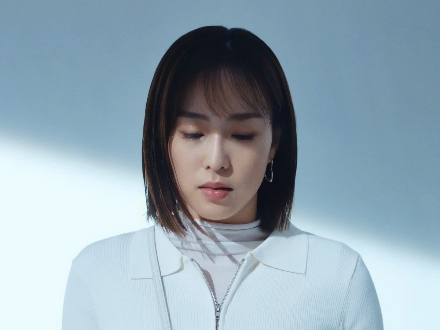 石川佳纯moonbat「エスタ」新品广告&拍摄花絮