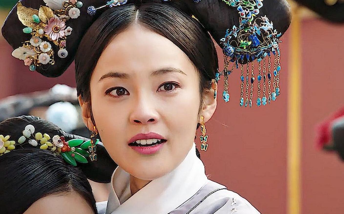 怼天怼地的颖妃,连皇上都敢怼,还怕你个炩贵妃:笑话!