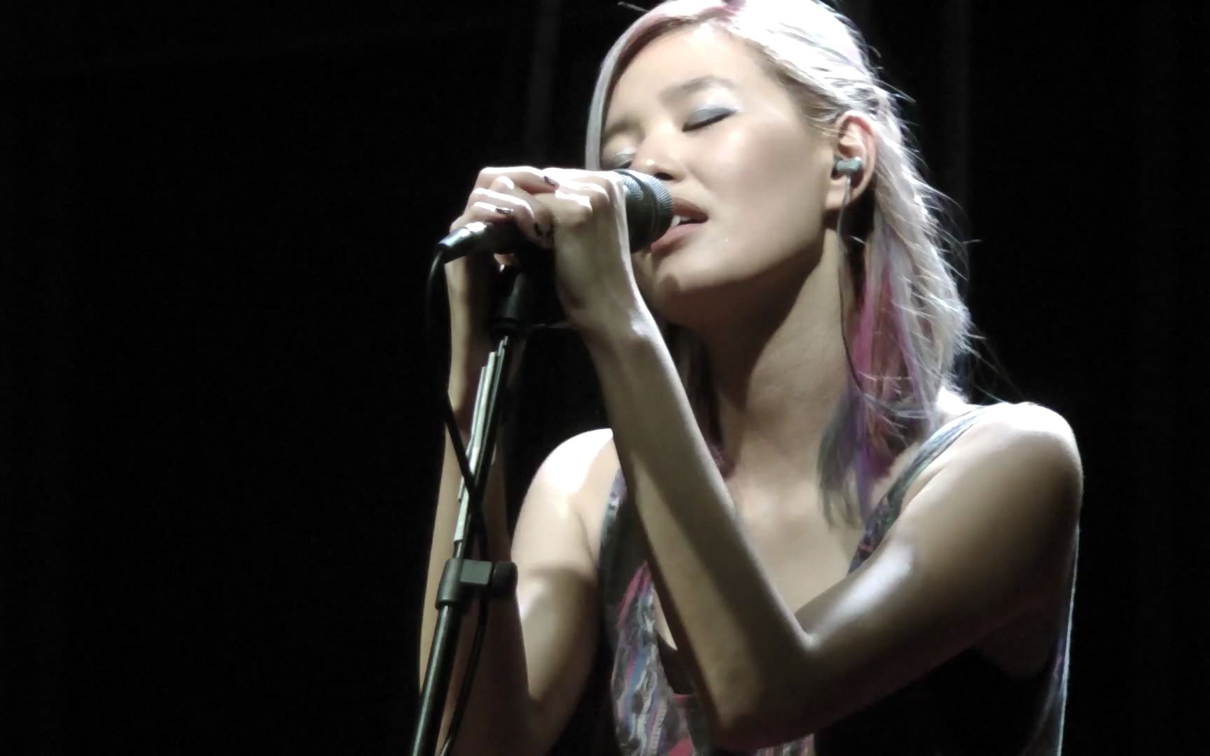 张悬-如何 (屋顶音乐节)