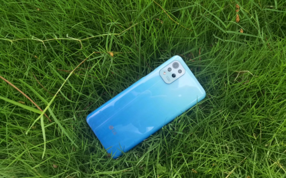 笑死,朋友的华为k40 wifi烧了