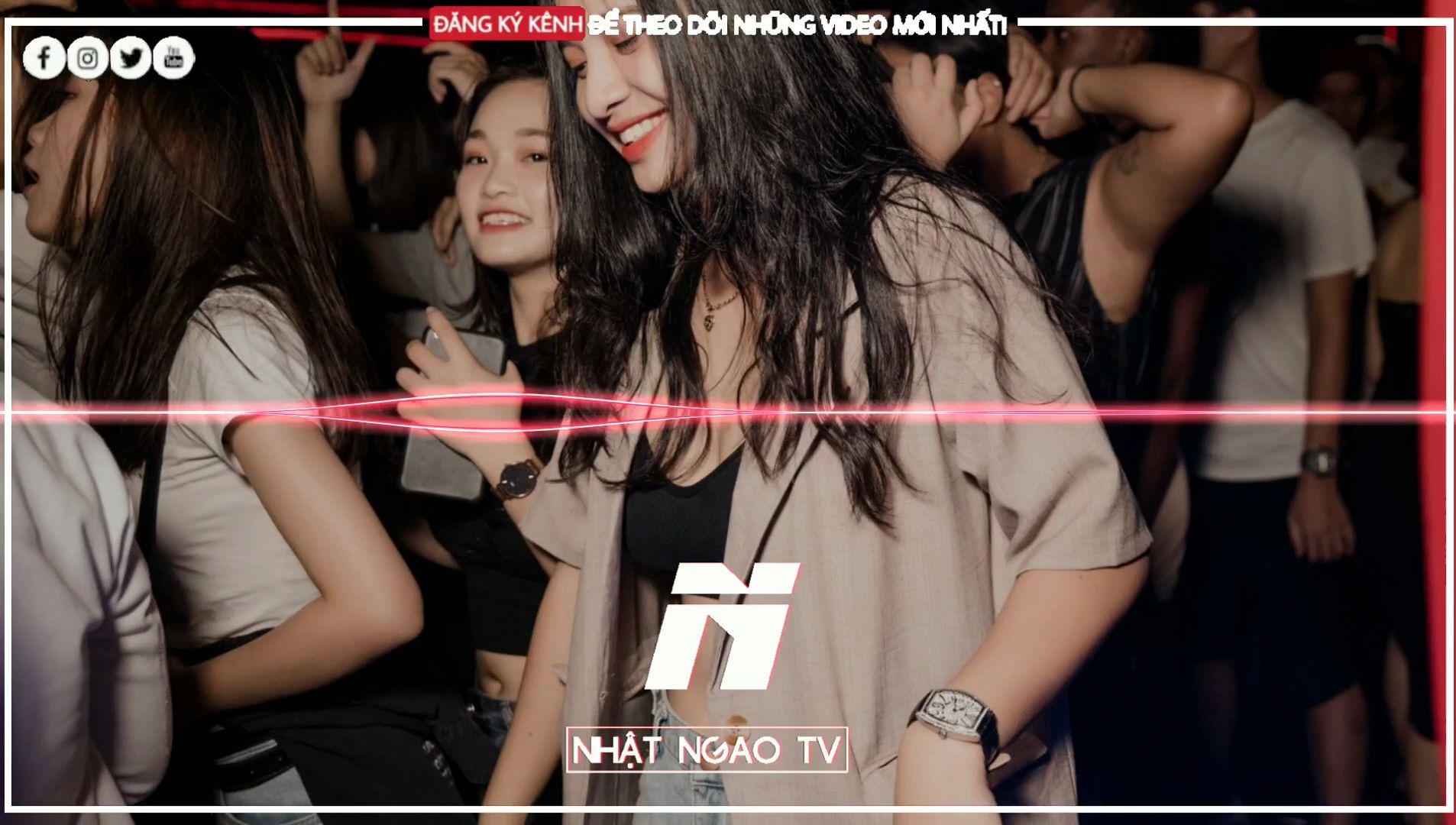 [图]Khó Vẽ Nụ Cười Remix - Đạt G × Du Uyên - Bản Mix Gây Nghiện