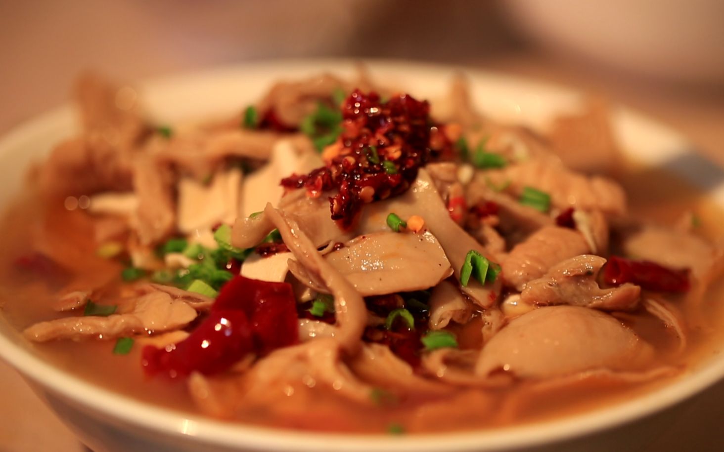 如此"重口味"的早餐你吃过吗!【味道中原系列河南美食纪录片-大肠汤】