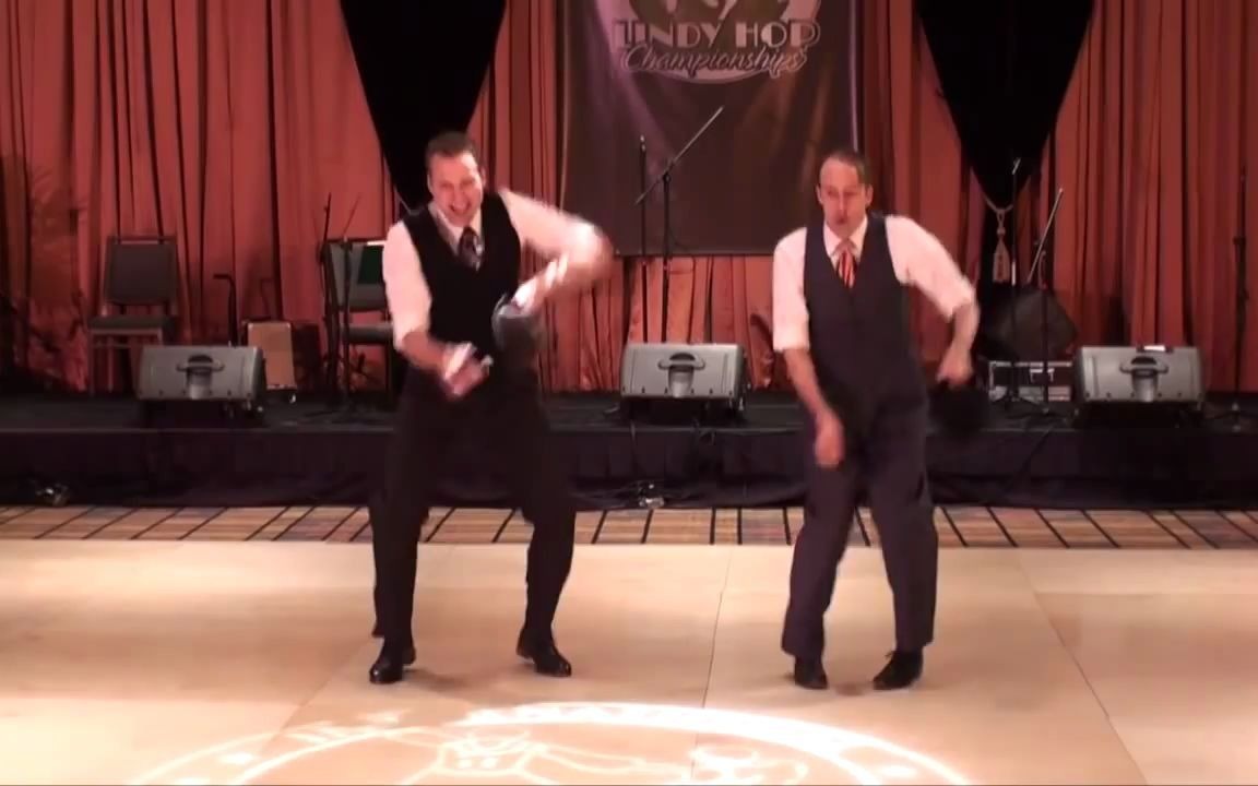 [图]Hat Trick Tranky Doo_ILHC 2010 Cabaret