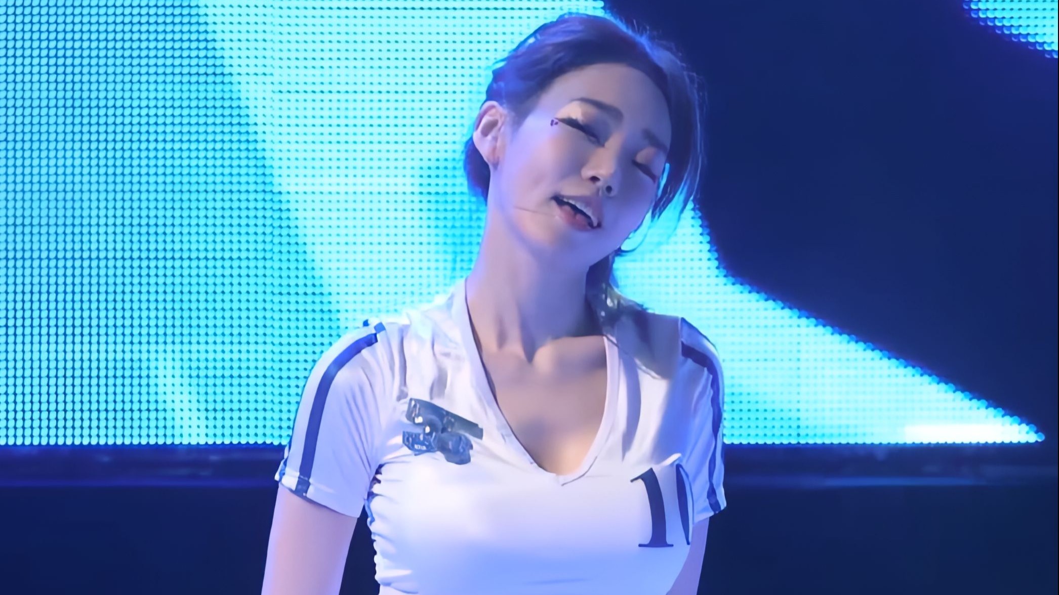 【4K超高清画质修复】BAMBINO  150922  朴恩率  -  New Thang（视角二）