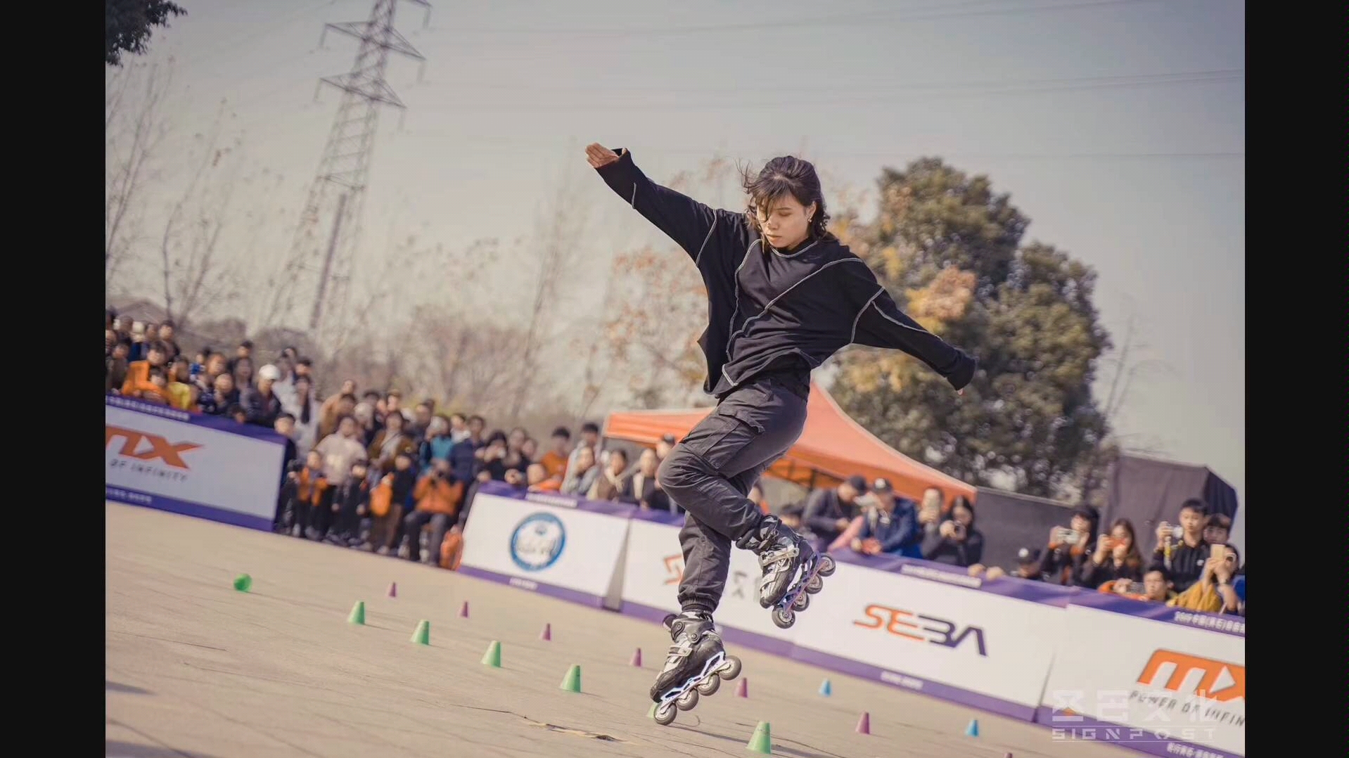 中国黄石自由式轮滑邀请赛女子花桩冠军陈晨