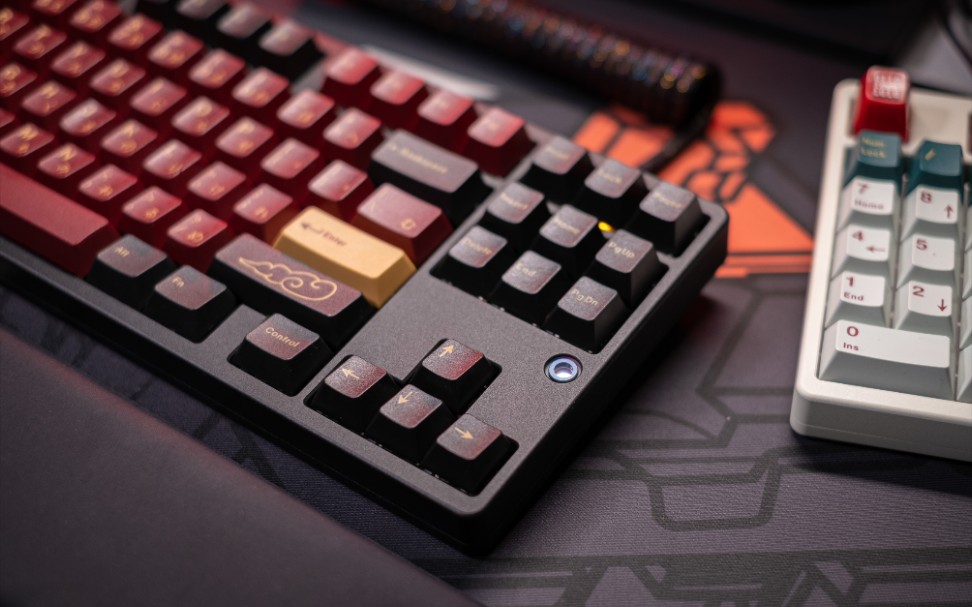 0add ink 黑轴 gmk 红武士键帽打字音机械键盘键盘打字音客制化键盘