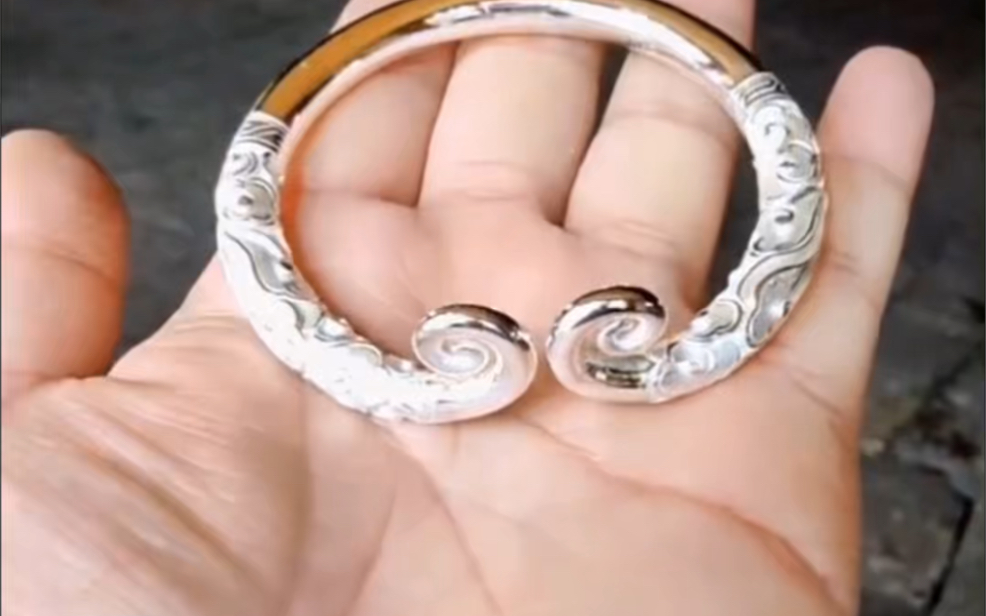 纯银复古悟空紧箍咒手镯带上金箍手镯让心爱的人为你披荆斩棘心之所爱