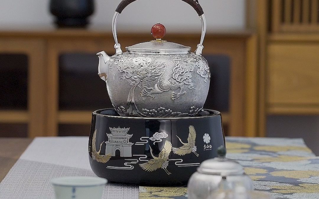 李小白银壶工作室-- 龙凤呈祥银壶鉴赏#银壶#李小白银壶#手工银壶