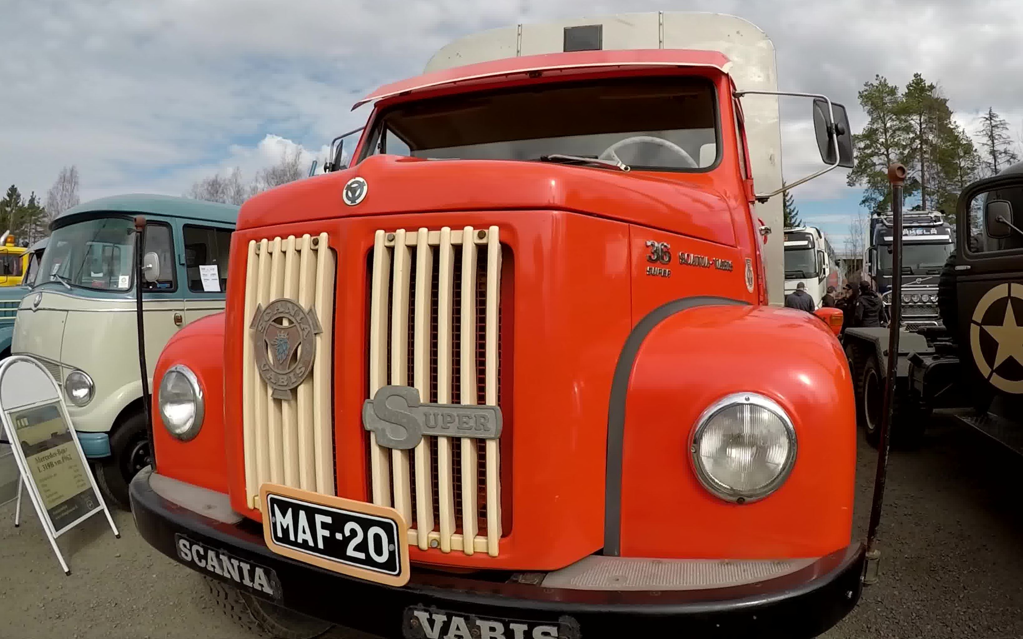 斯堪尼亚1976,西苏1976,贝德福德1947老式卡车实拍_哔哩哔哩_bilibili