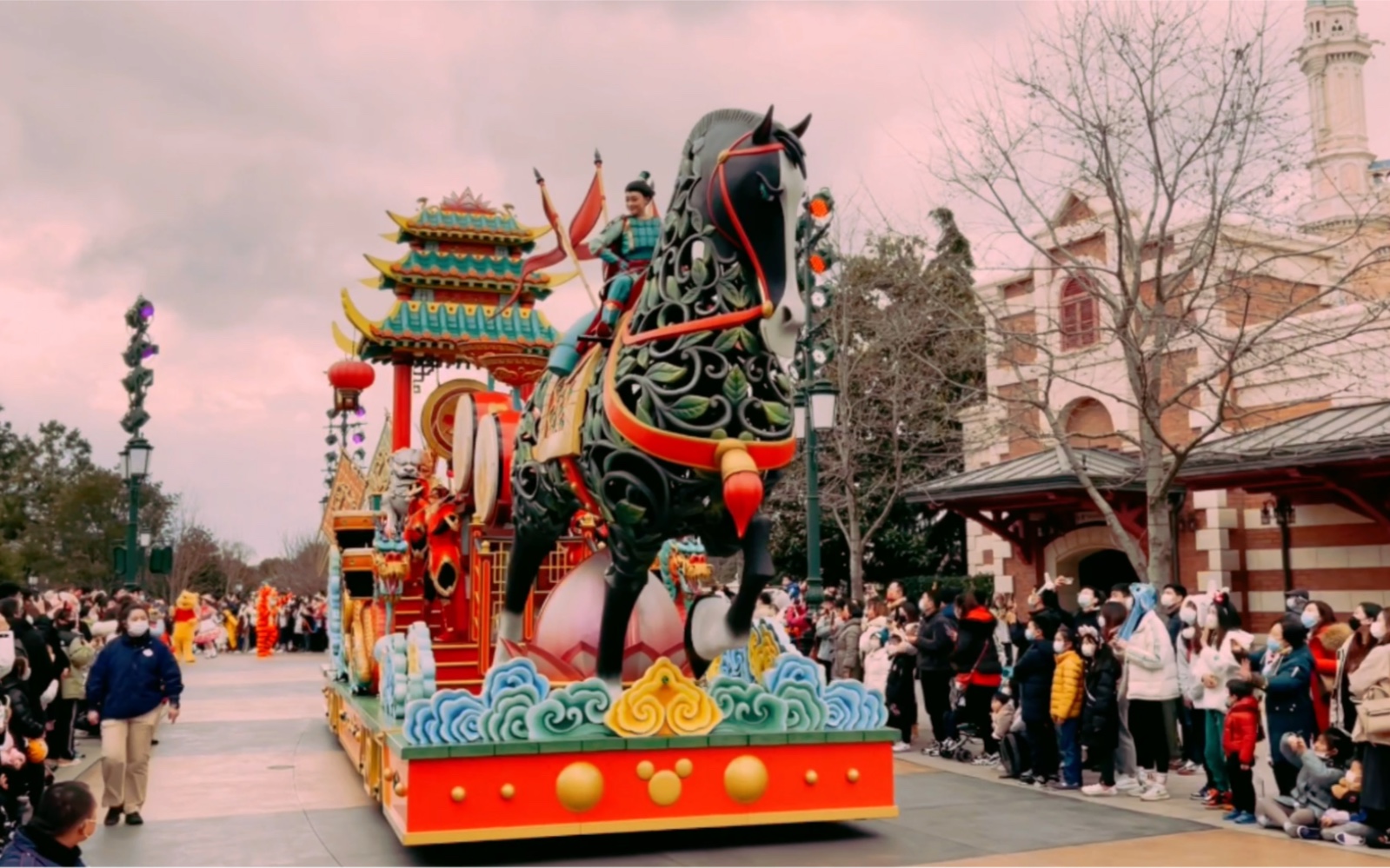 上海迪士尼花车巡游片段(八)