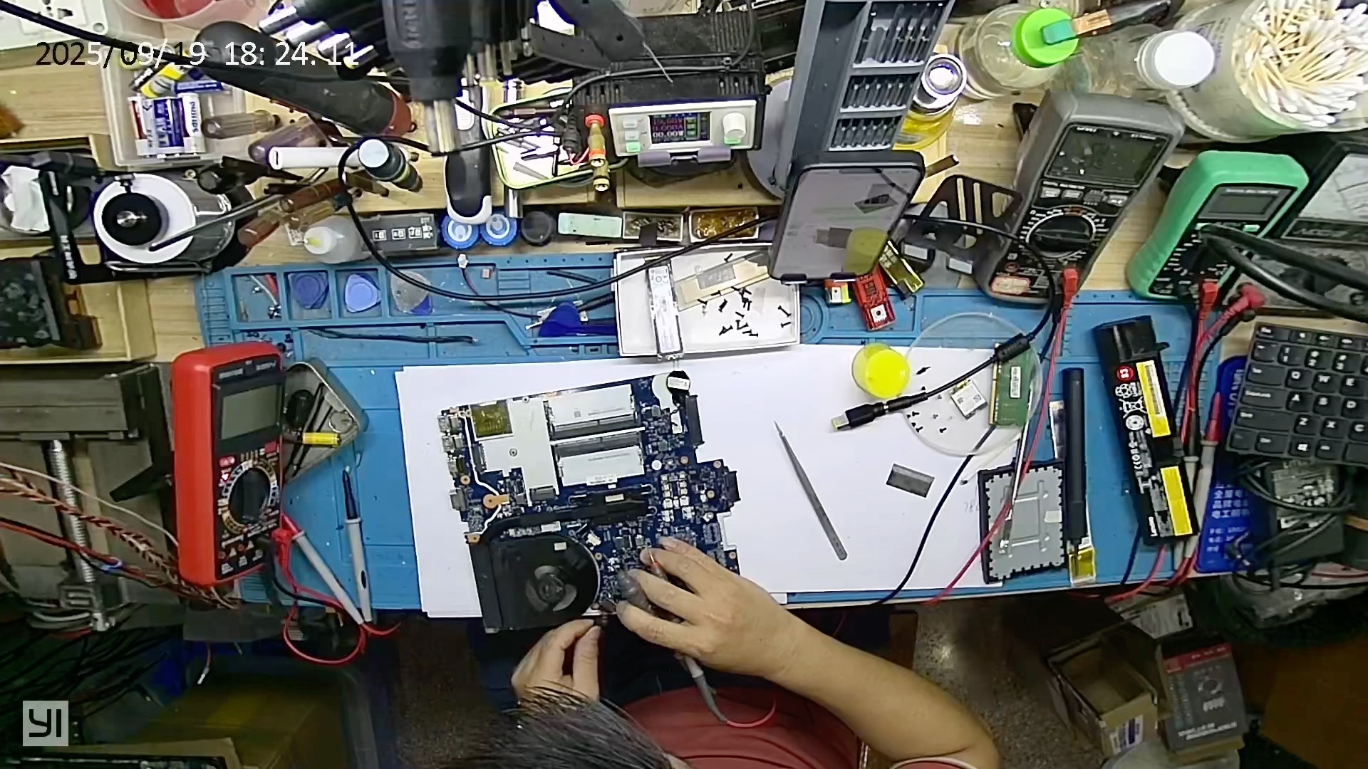 客户送来联想品牌笔记本电脑维修.产品型号:tp00084a  20v