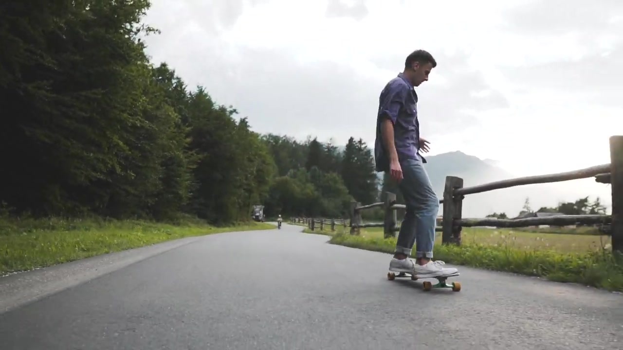 【贴地飞行】【长板DC/FS】Simple Longboard | MOVE & MARVEL | Philipp Baumann 入队视频哔哩哔哩bilibili