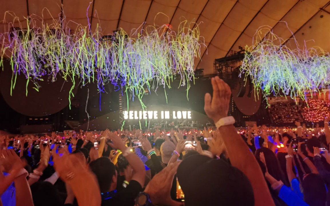 coldplay东京巡演 手机直录低清全损版
