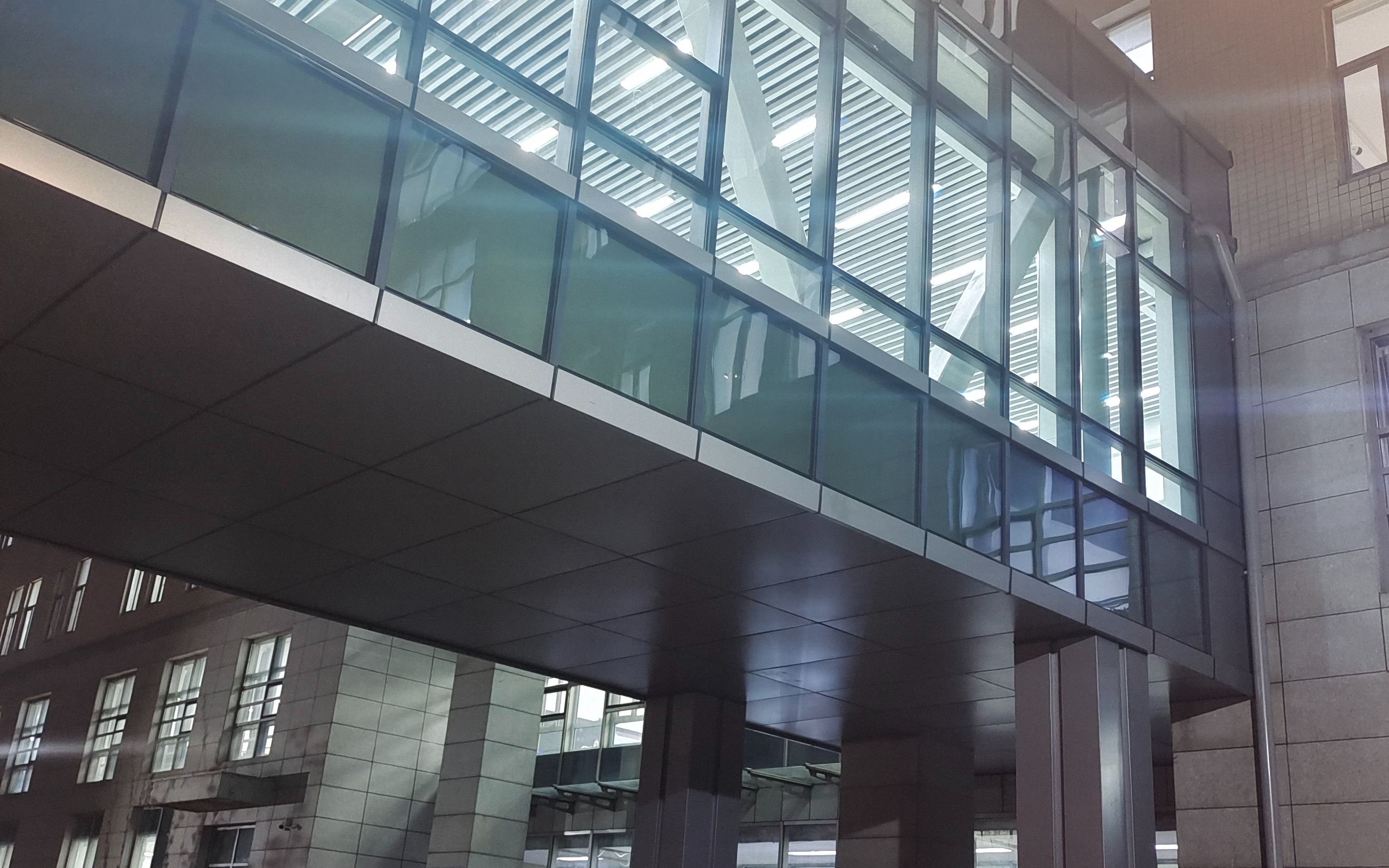 每天上学不出楼?哈工大暖廊一期vlog