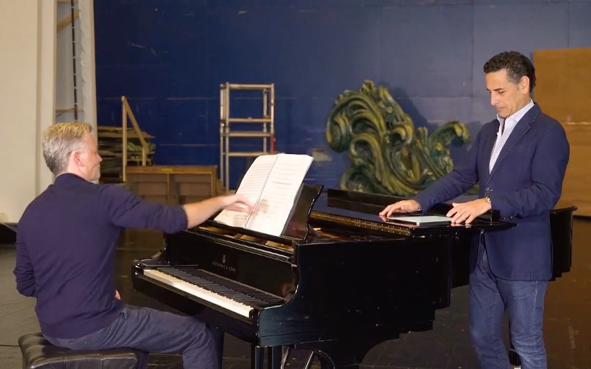 [图]【Ed Gardner 爱德华加德纳】Juan Diego Flórez Rehearsing 'Pourquoi me réveiller' with Ed