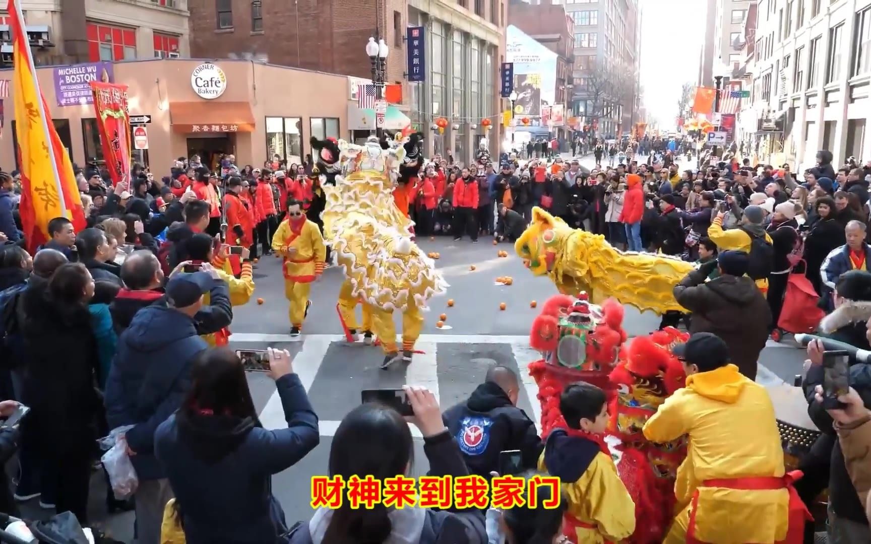 [图]卓依婷新年歌《财神来到我家门》，twins、张卫健祝大家新年快乐