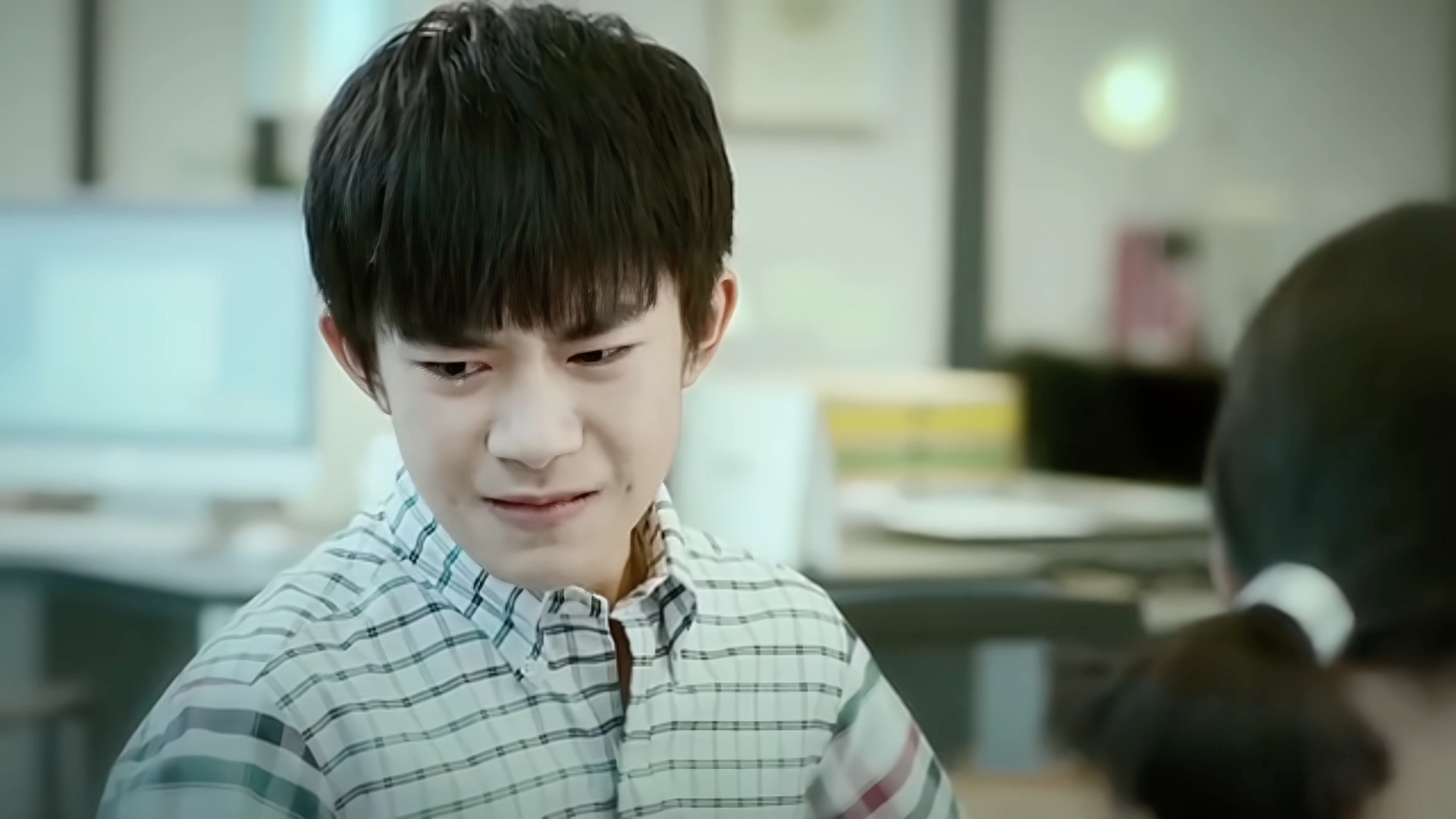 邬童邀请尹柯一起打棒球