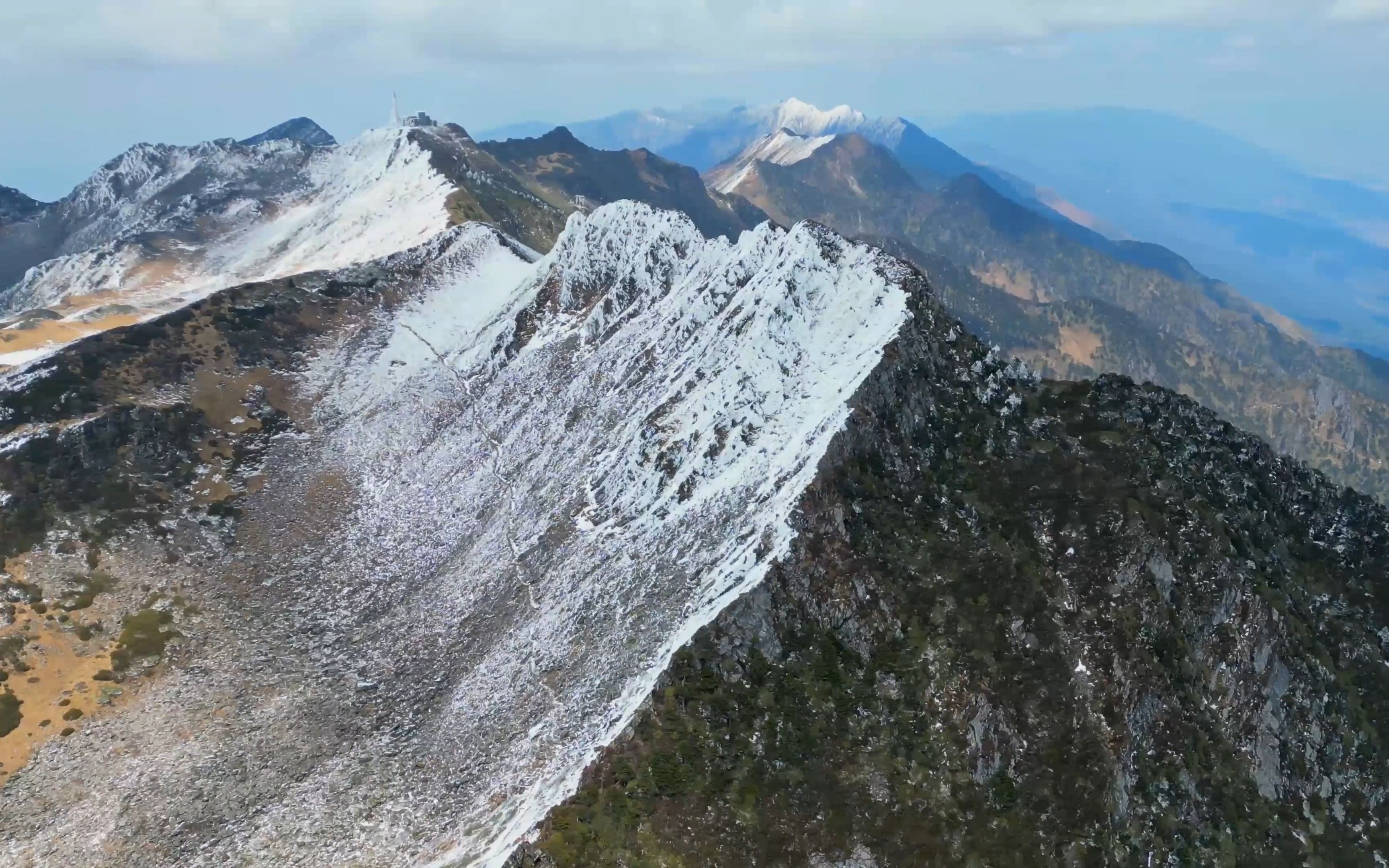 [图]【4K】航拍大理 梦幻苍山雪