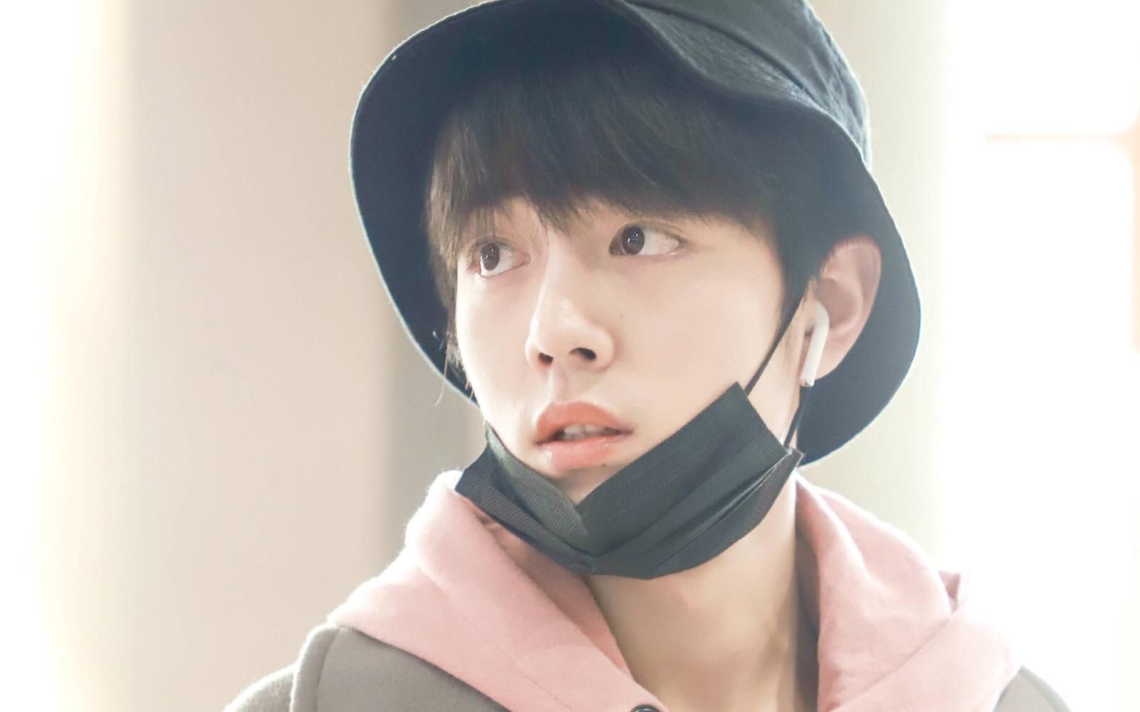 好暖!那英自曝给肖战发微信:跟随着你的脚步