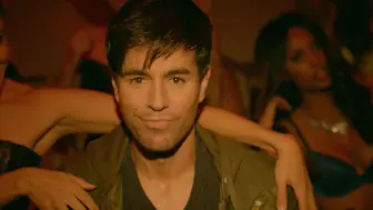 Скачать видео: I'm A Freak - Enrique Iglesias