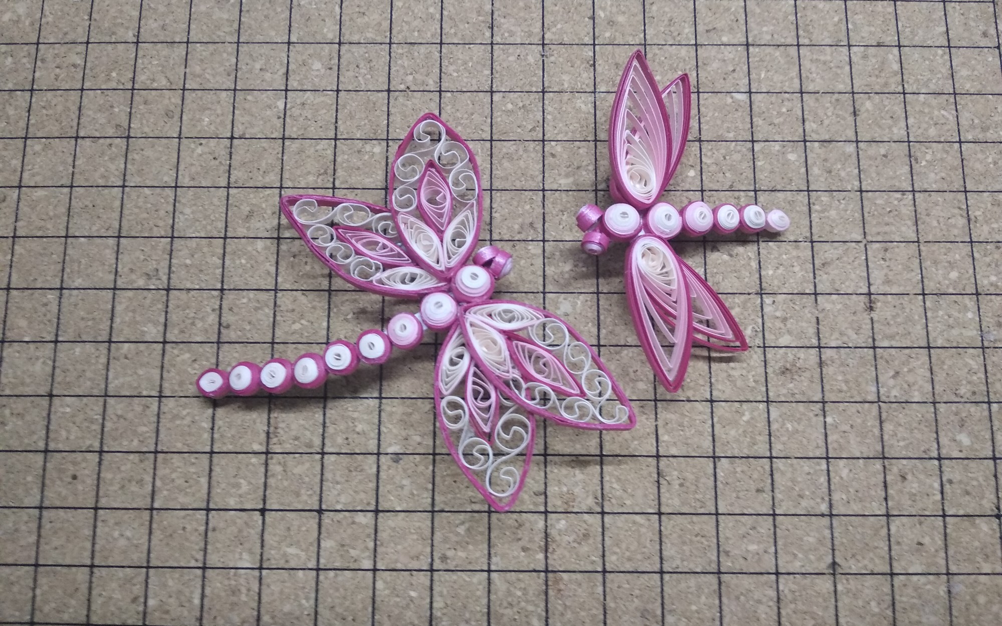 活动作品vlog衍纸手工的日常02蜻蜓胸针