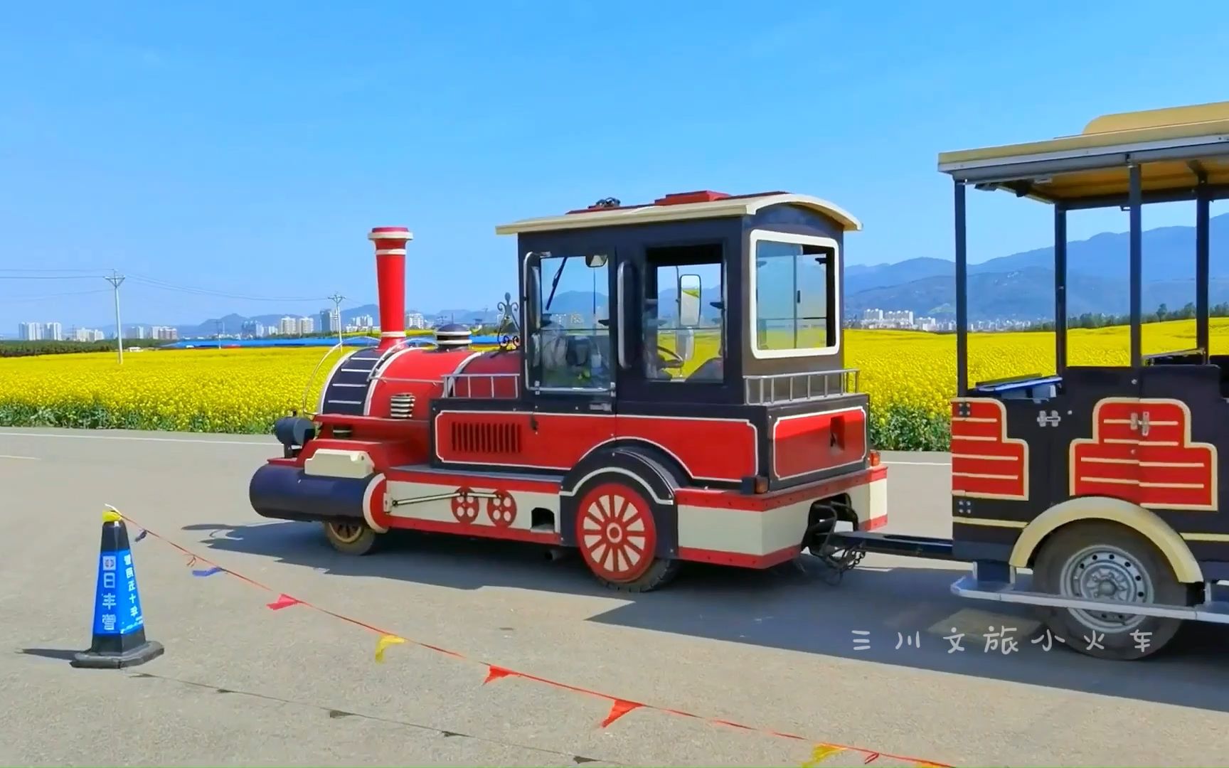 网红小火车 景区无轨大型电动观光游乐设备 厂家直销