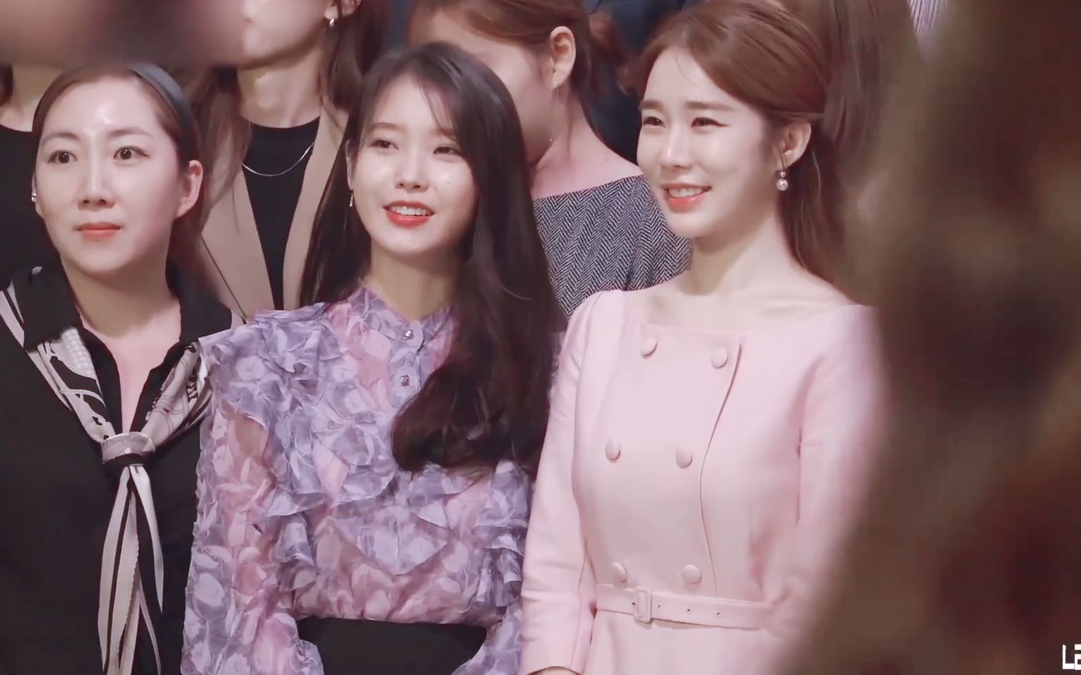 【橘里橘气】在韩国有一种友情叫iu和刘仁娜 我真的一点都不酸_哔哩