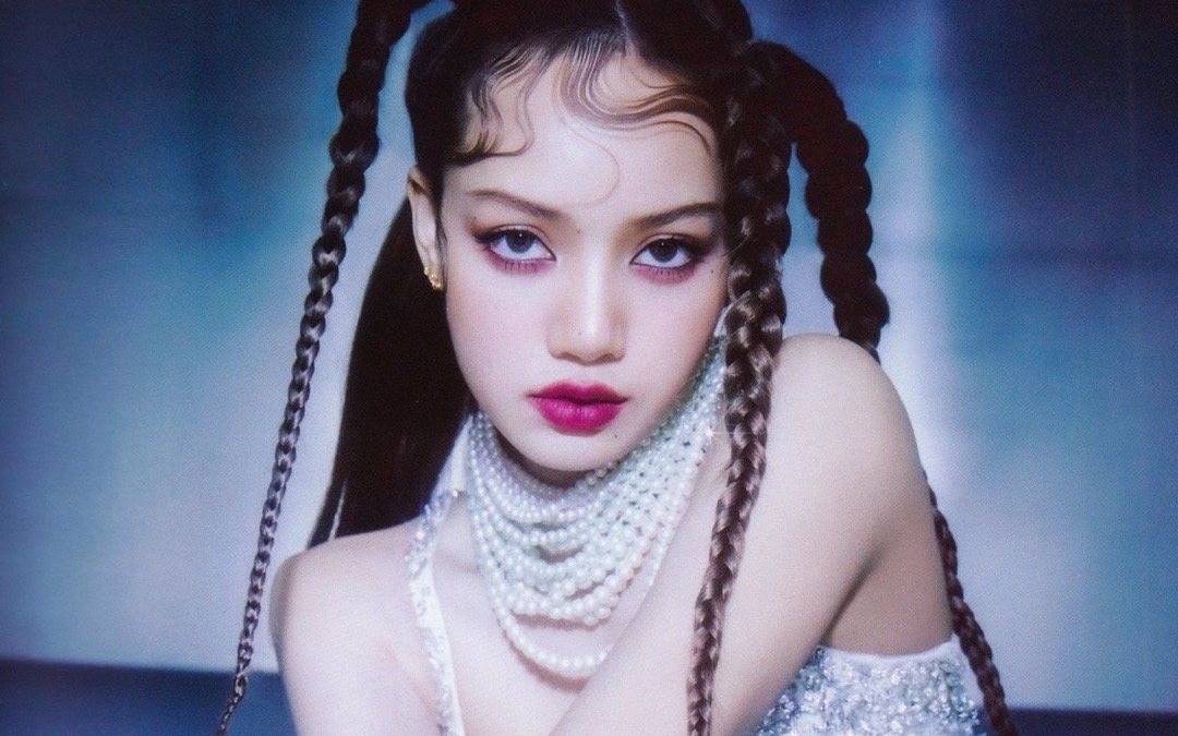 [图]BLACKPINK LISA Solo出道曲LALISA MV+打歌舞台合集(更至210925)