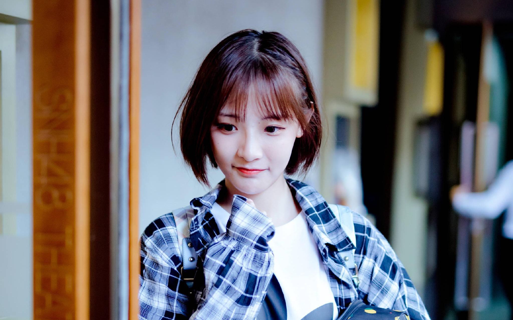 李佳恩snh48teamhii  n:碎的不是灯,是梦,以后圆阵不要叫我了,我的