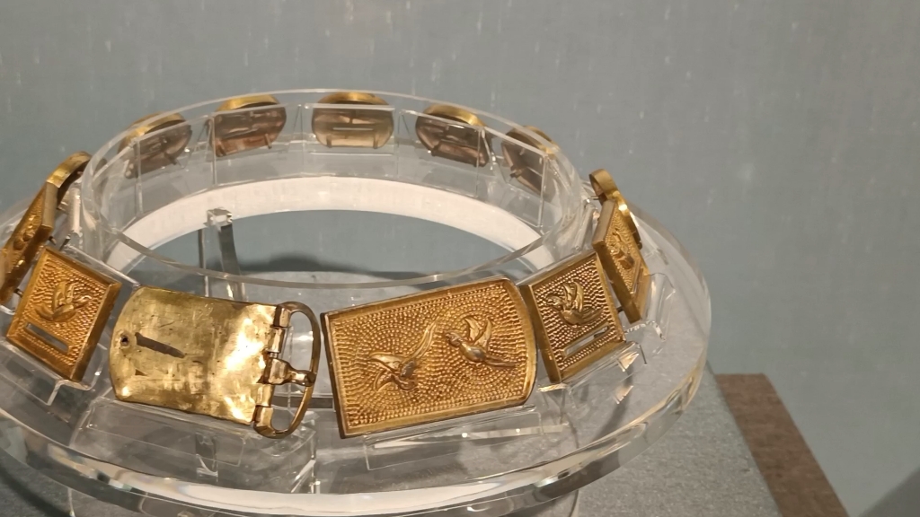 宋朝四品大官的黄金腰带