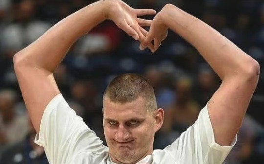 回头再看看约基奇的选秀报告,这小胖子让多少专业人士看走眼了