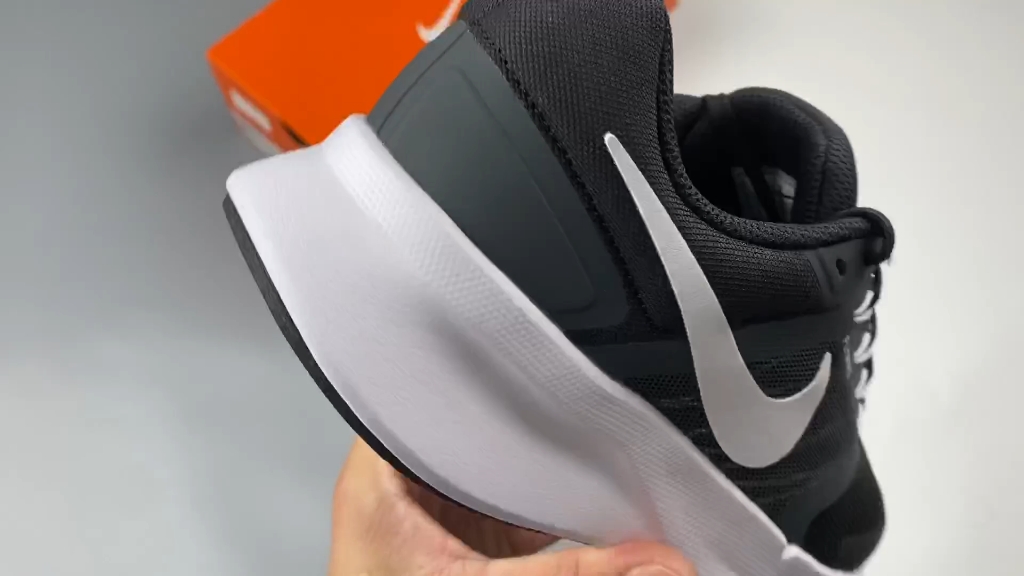 nk run swift 3极致3代网面透气休闲跑步鞋