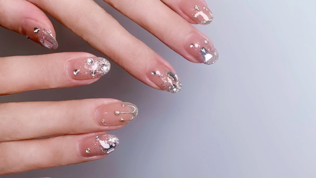 银色镜面水滴91美甲