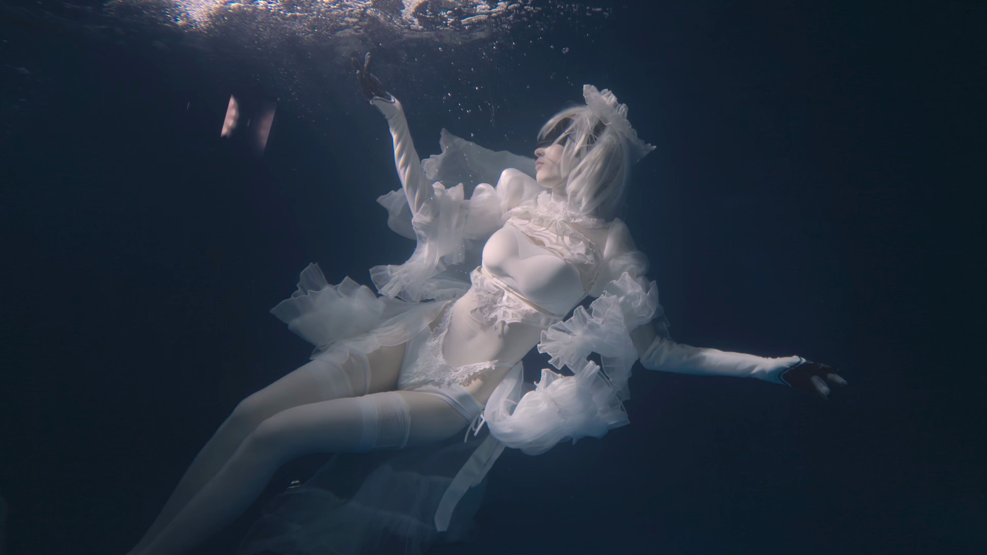 这次是2b花嫁的水下摄影!