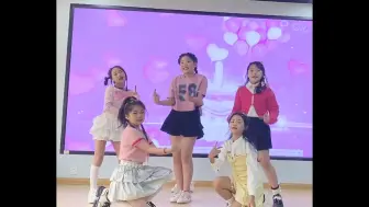 Tải video: oh！dalla dalla queencard 匹诺曹 小学生元旦