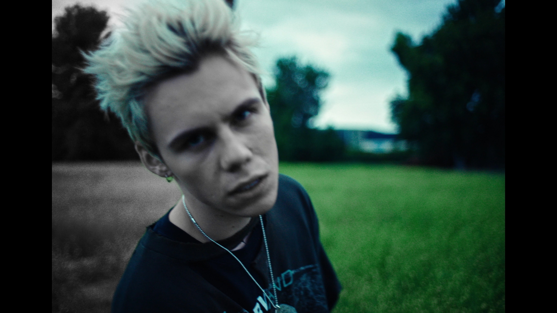 the kid laroi「sorry (official video)」