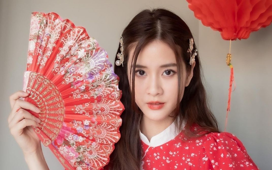 【泰星】praew chermawee近期ins图片 剧照