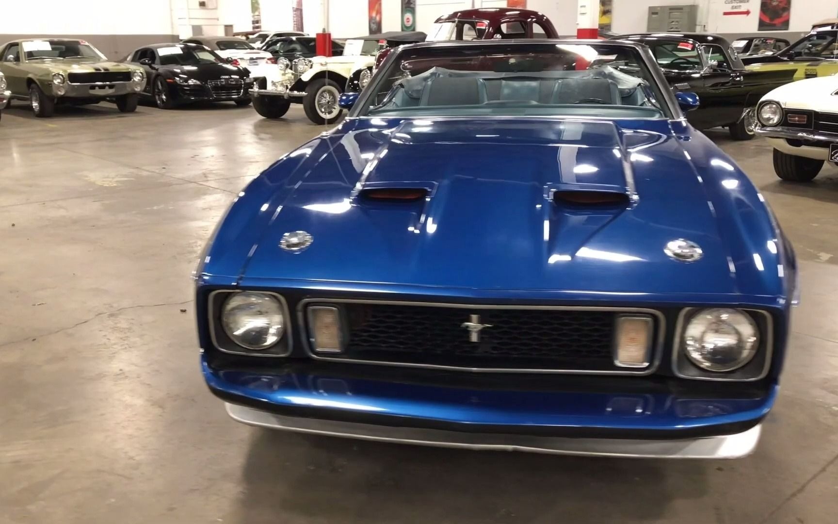 美国老车实拍系列1973福特野马boss351