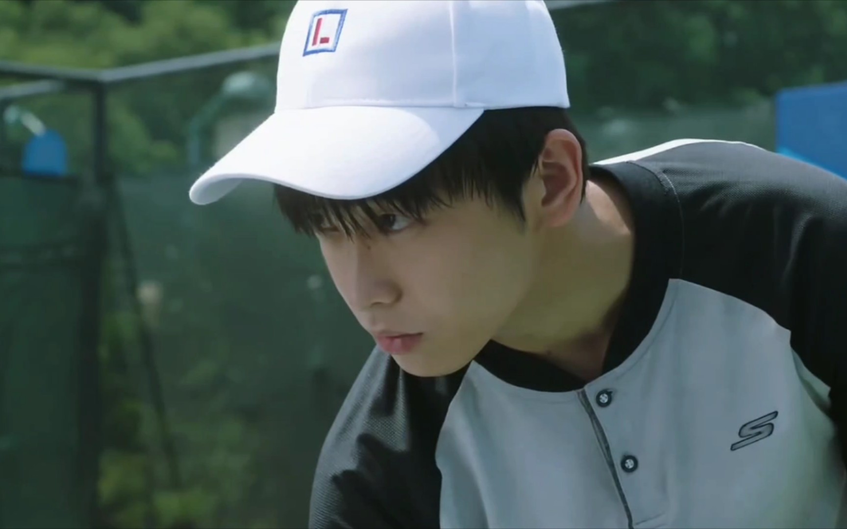 「路夏 | 彭昱畅」颜向