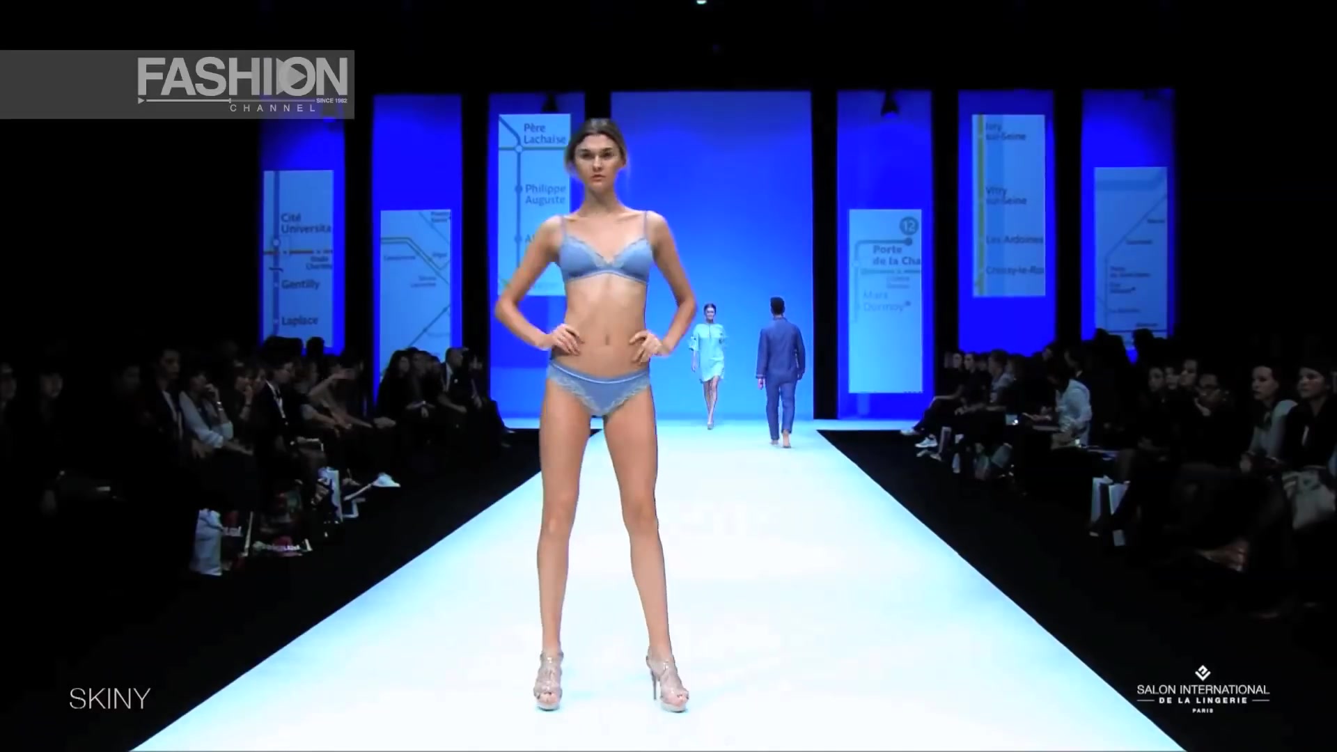 [图]【FASHIONSHOW】Salon_International_de_la_Lingerie