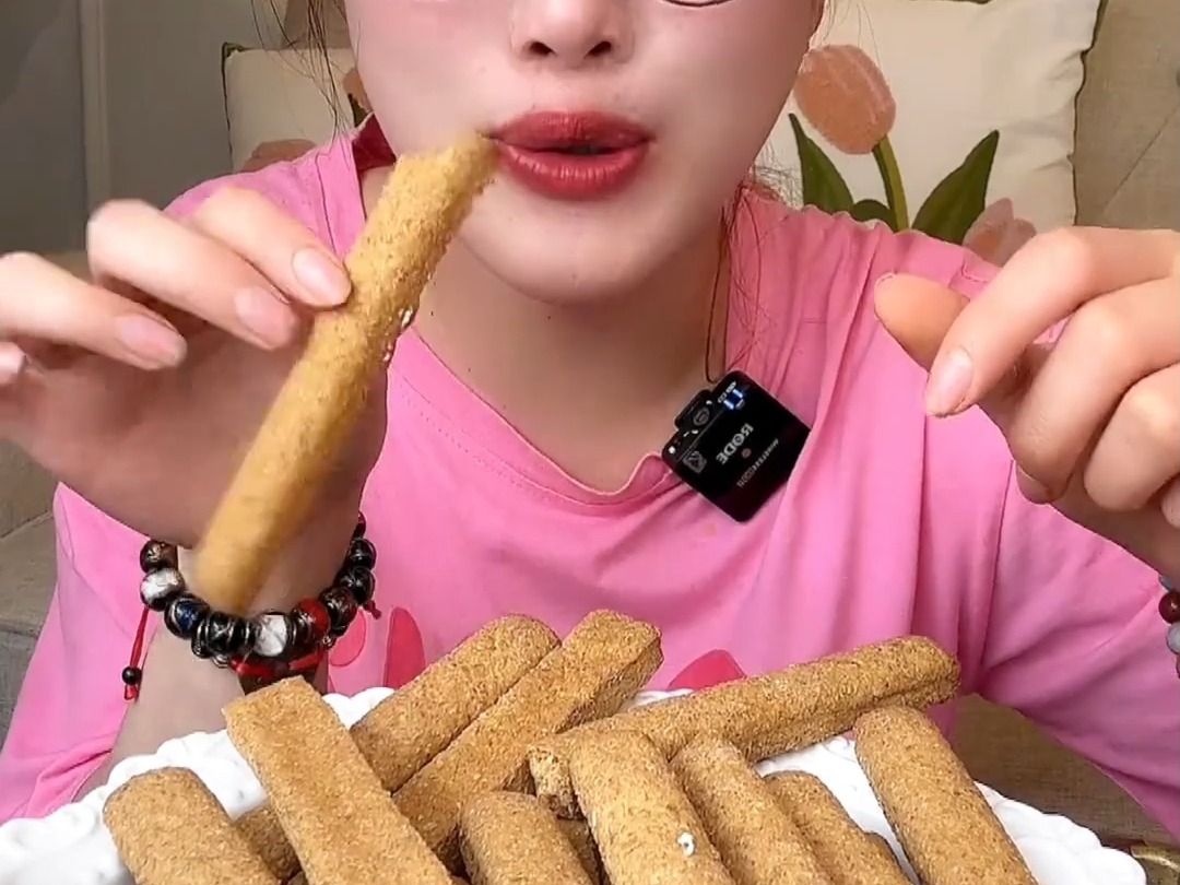 全麦小钢筋!配料表干净!一根可以啃完一集电视剧了!