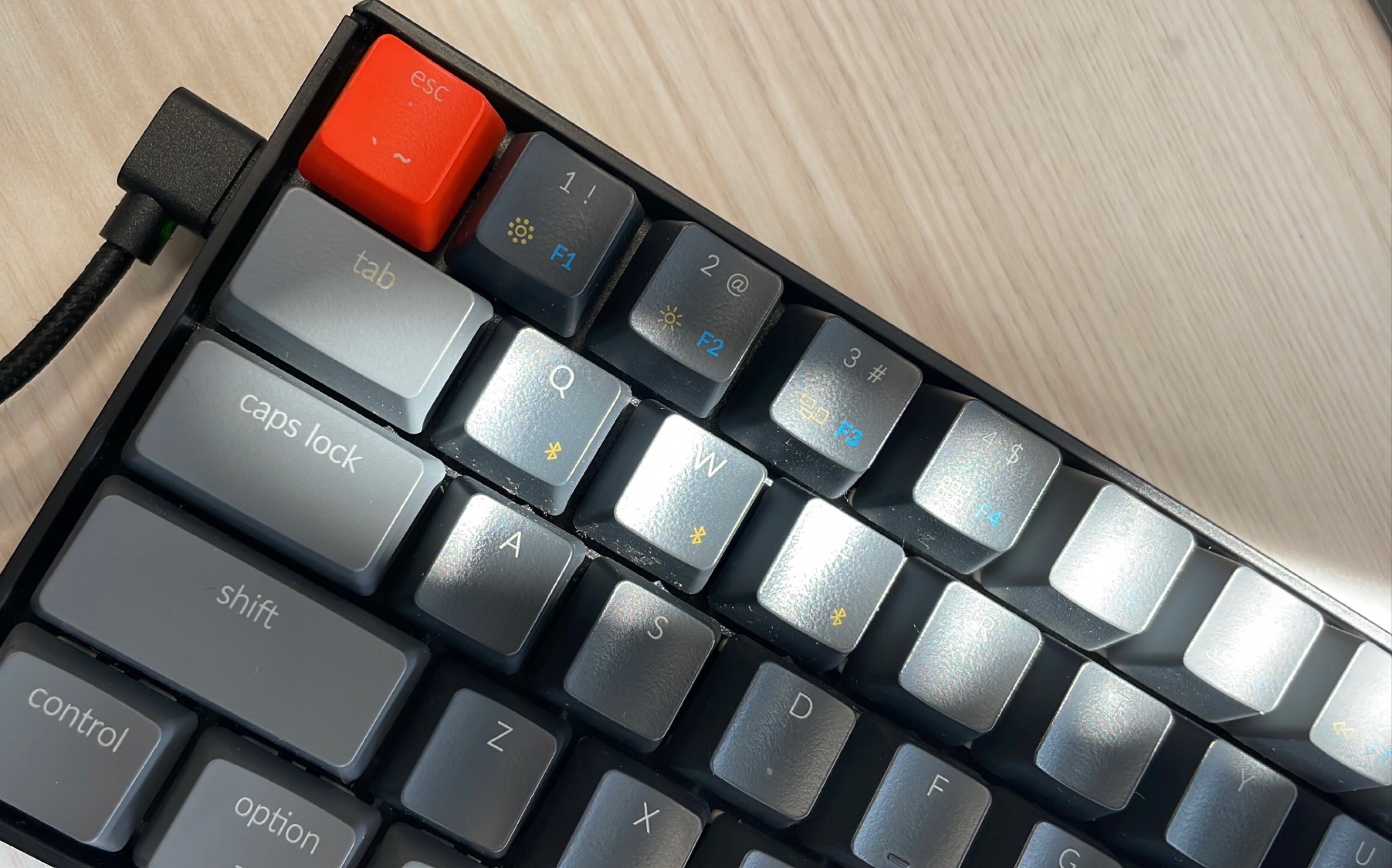 机械键盘打字声 京造keychron k6茶轴 白色灯光秀