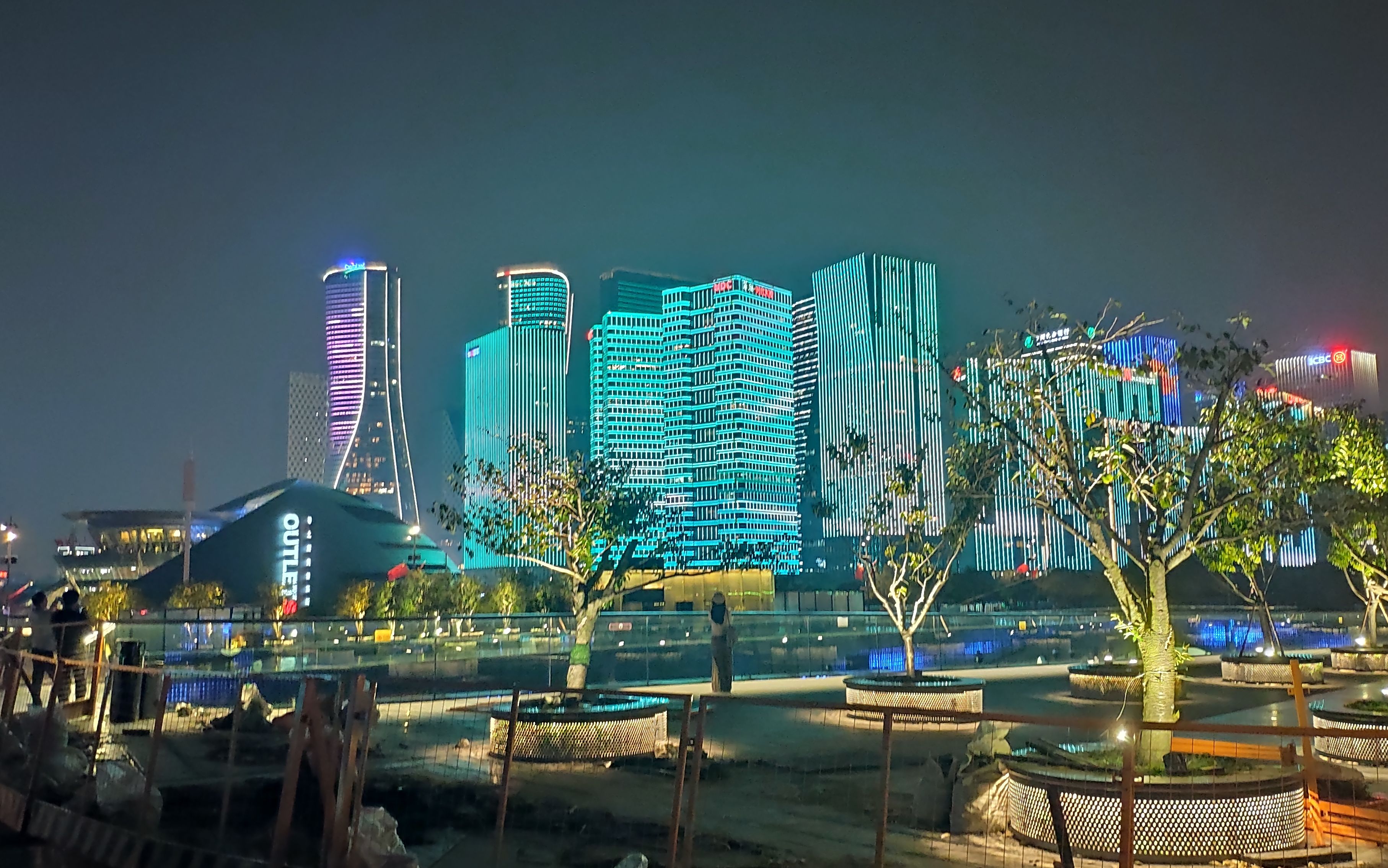 杭州市民中心夜景图片