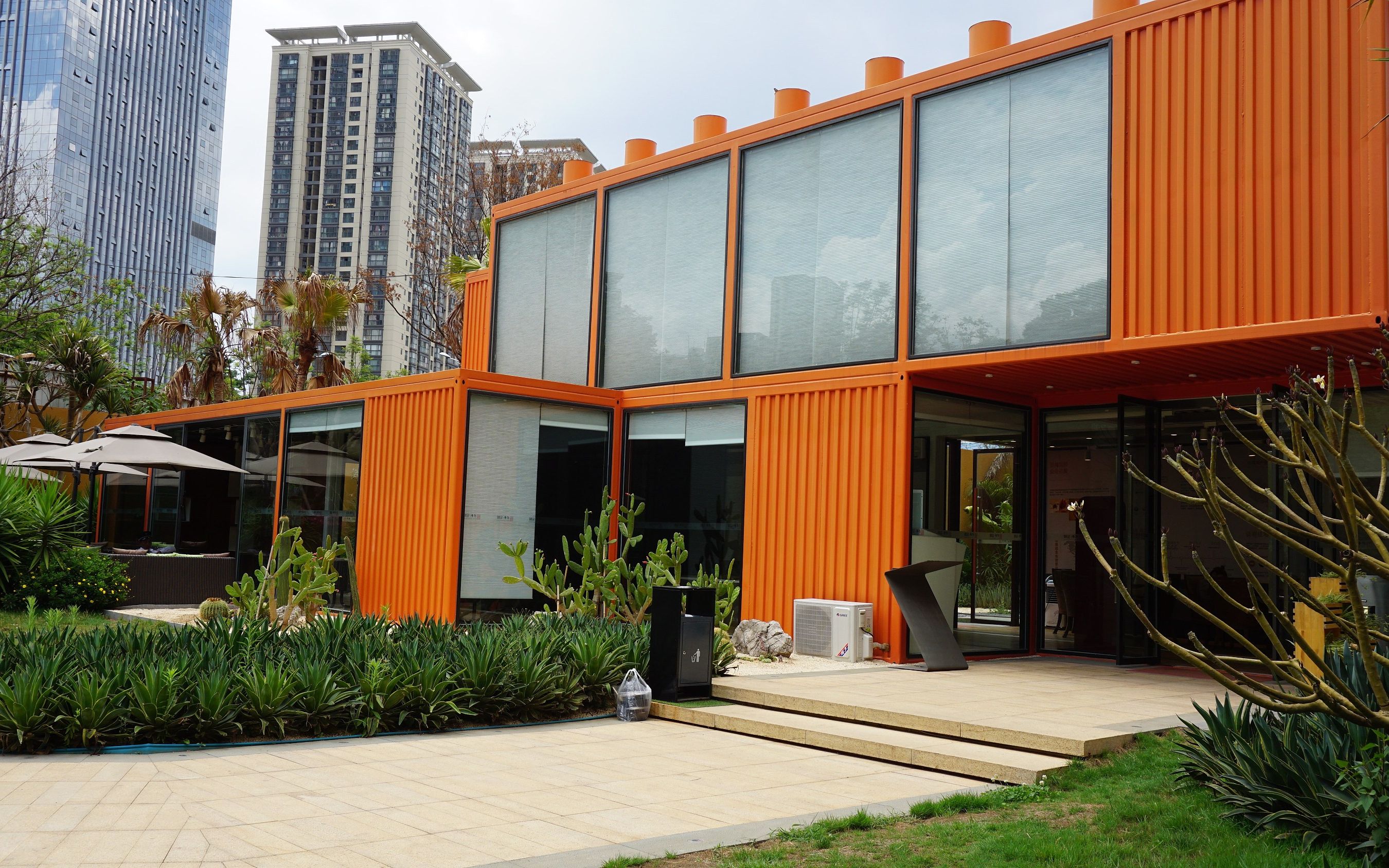 和亿方集装箱房屋建筑生产车间