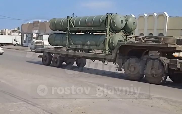 S400防空系统装载车穿过巴泰斯克前往罗斯托夫哔哩哔哩bilibili