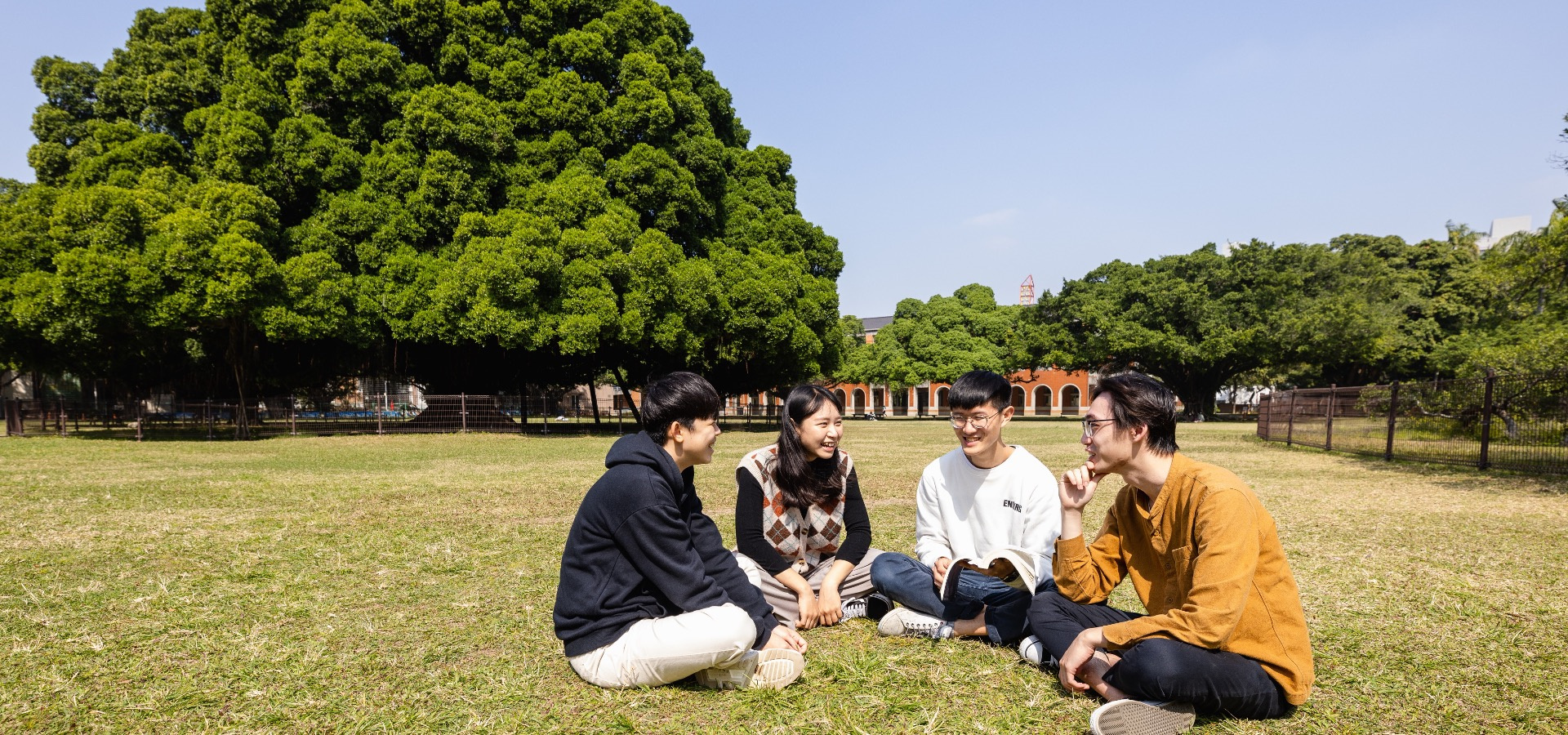 香港留学~香港中文大学研究生申请时间 计算机 香港研究生几年制哔哩哔哩bilibili