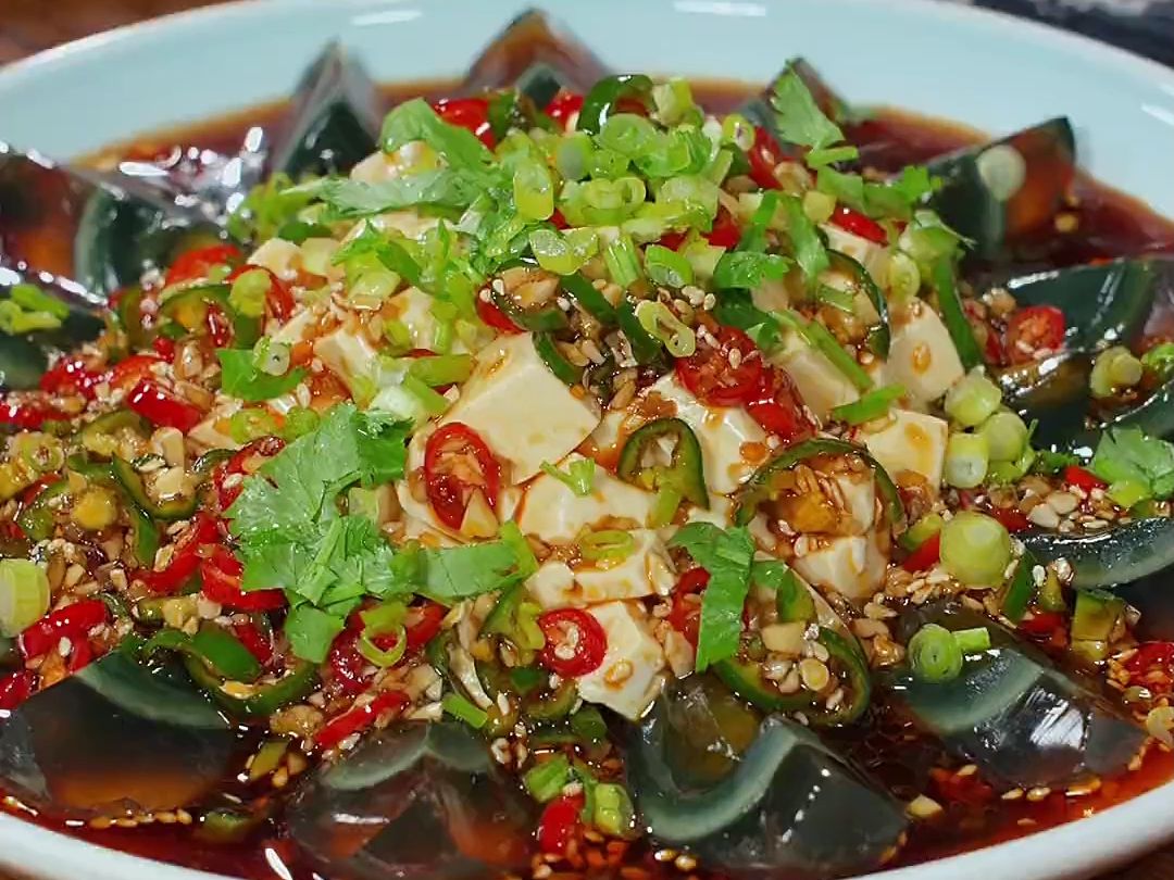 凉菜皮蛋豆腐