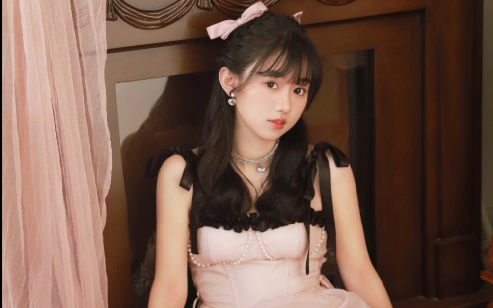 谁能拒绝1米68的小萝莉?